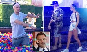 Johnny Manziel Fired By Drew Rosenhaus Days After Partying