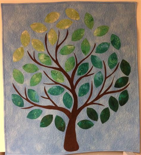 quilted  applique tree wall hanging  family tree quilt tree