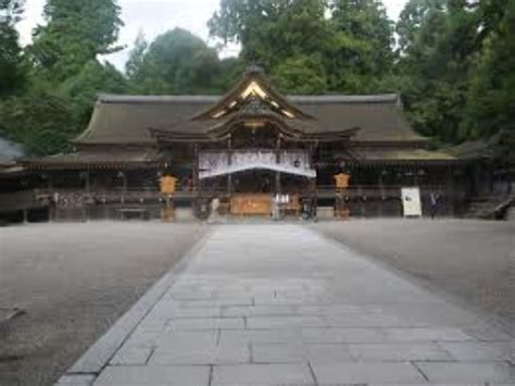 omiwa shrine asuka japan top attractions