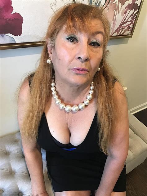See And Save As Cleavage Gilf Milf Edition Porn Pict