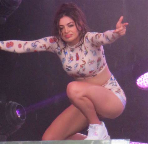 Charli Xcx Performing Live At The Governors Ball In Ny