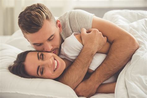 Why You Should Make Cuddling In Bed A Morning And Evening Routine By