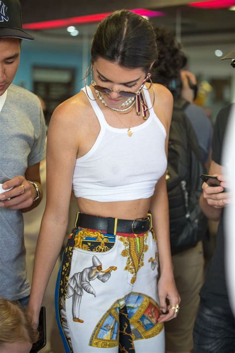 Kendall Jenner Braless 14 New Photos Thefappening