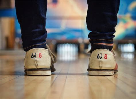 go bowling game date ideas popsugar love and sex photo 6