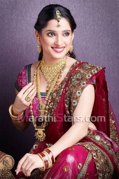 priya bapat marathi actress photos biography wallpapers hot images