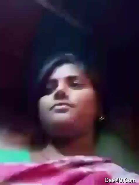 Desi Horny Girl Showing Her Boobs Xvideos Com My Xxx Hot Girl