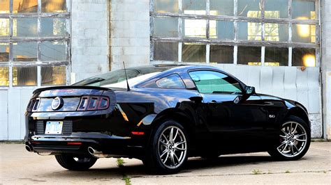 ford mustang  generation black black choices