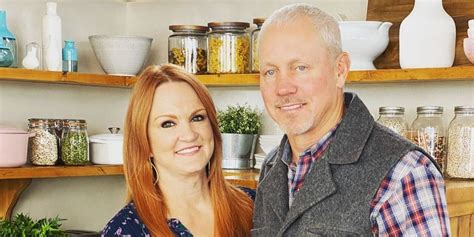 ree drummond reveals husband ladd fractured neck in accident