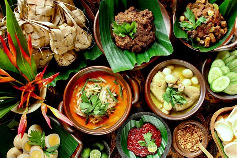 traditional foods   eat  java indonesia