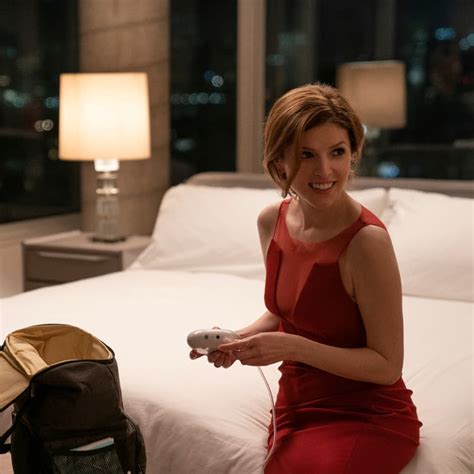 Qui Est Anna Kendrick L Héroïne De La Série Love Life Sfr Actus