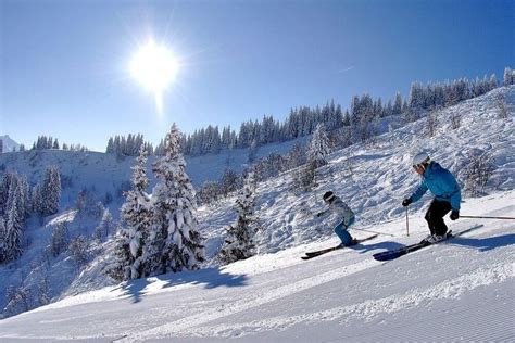 windham mountain ski resort  located    hours  nyc