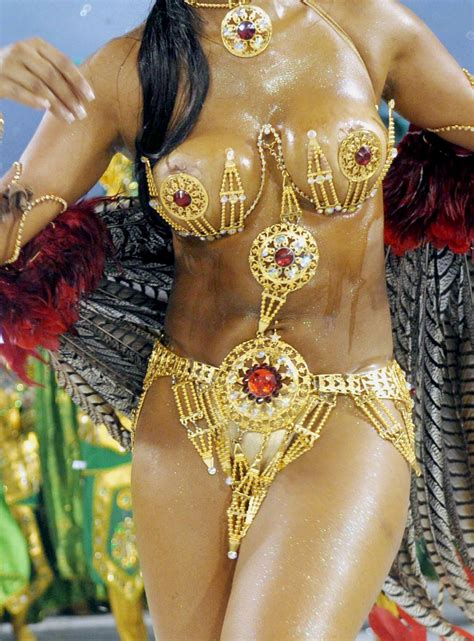 hot brazilian carnival enjoy this thick brazilian thighs and asses