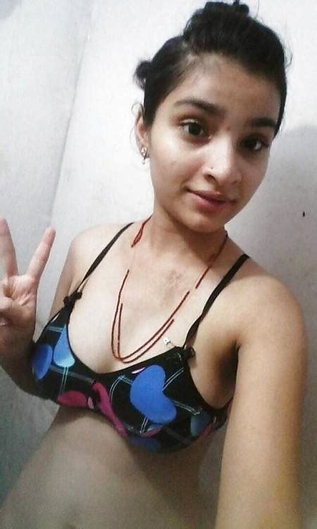 desi teen girl nude selfie 22 pics