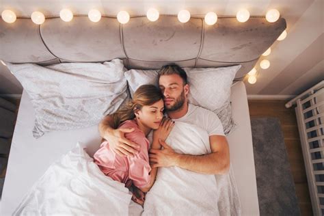 Sleep Sex Understanding Sexsomnia Causes And Risks 2022
