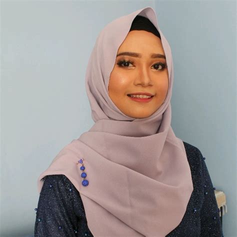 Siti Ramadhani Syah Putri Guru Sekolah Islam Terpadu Sayyidatu