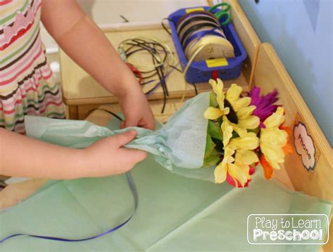 play  learn preschool flower shop dramatic play