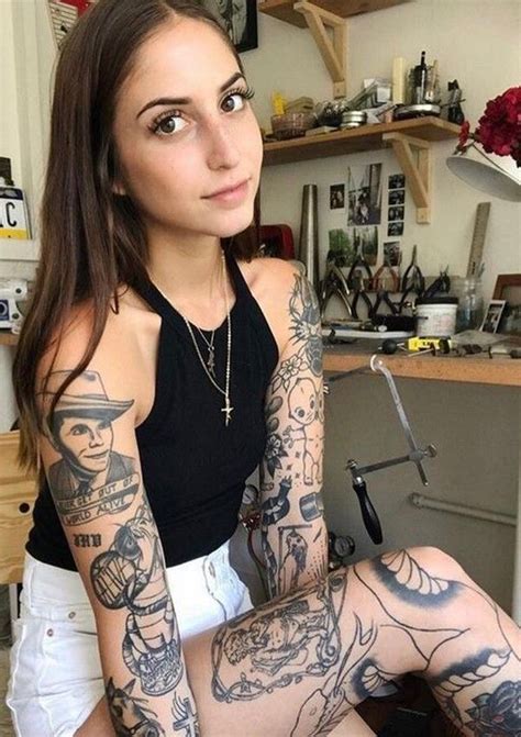 Hot Tattoos Tattoos And Piercings Body Art Tattoos Girl Tattoos