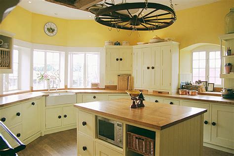 hand painted kitchens  modern houses  home design   source  home interior design