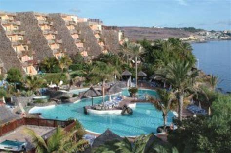 bluebay beach club hotel gran canaria spain overview