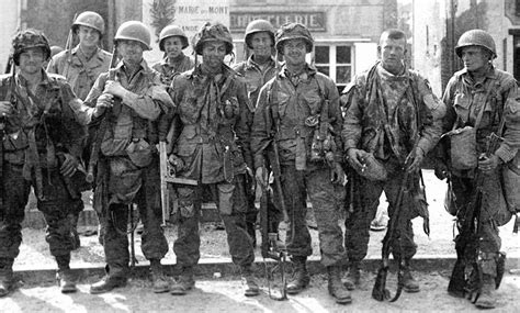 U S Paratroopers Front Row Of Easy Company 506th Pir