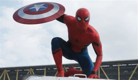 Spider Man Rides On Top Of A Bus In New Homecoming Set Photos