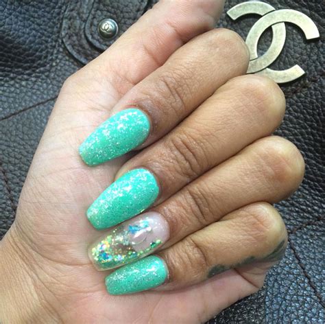Aquarium Nails Are The Crazy New Trend You Have To Try