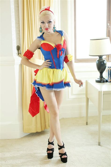 New Princess Snow White Costume Women Adult Cosplay Dress