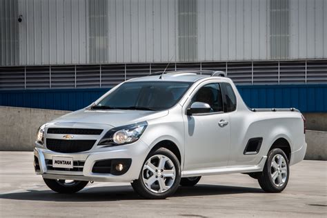 chevrolet montana pictures images photo gallery gm authority