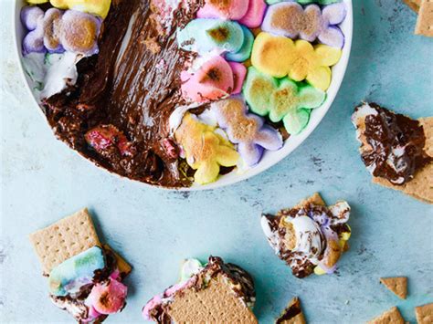 13 epic things you can do with leftover peeps
