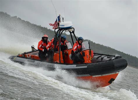 coast guard tops  drunken boating arrests michigan radio