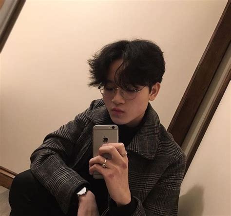 pin by 태태 🐯 on cute guys cute guys mirror selfie guys