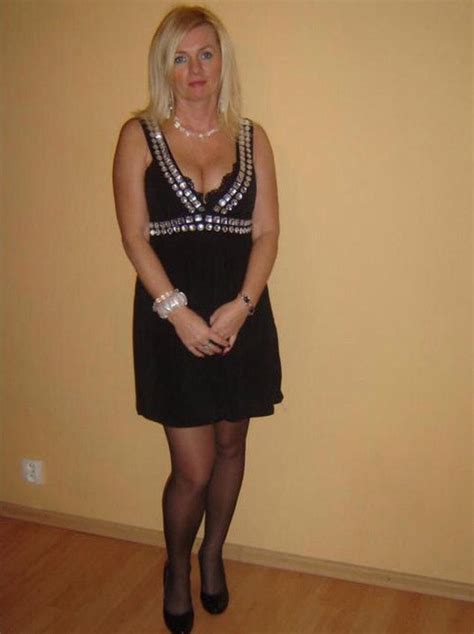 dutch milf imgur sleeveless formal dress black dress
