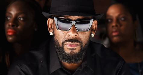 r kelly could be indicted for new alleged sex tape