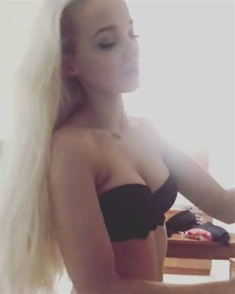 Dove Cameron Sexy 8 Pics Video Thefappening