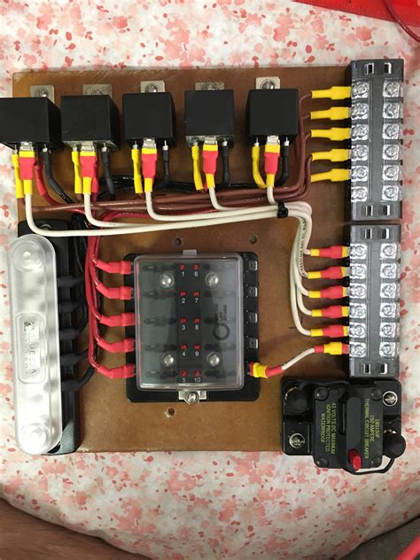 pro grade  heres  diy relayfuse panel  control automotive lights