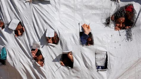 islamischer staat bundesregierung holt erstmals  kinder aus syrien zurueck zeit