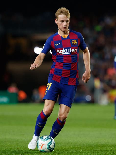 frenkie de jong  barcelona    facts     transfer tribal football