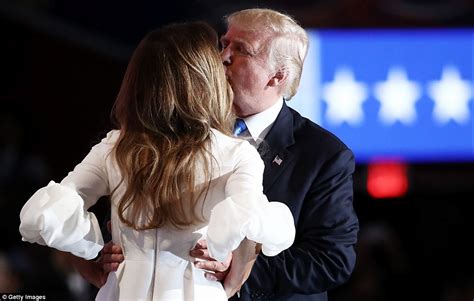 melania trump pays tribute to donald at the republican