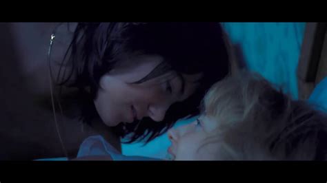 Andrea Riseborough And Emma Stone Kiss Scene Youtube