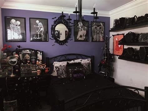 i love this purple wall repost funeralxqueen ・・・ i updated my