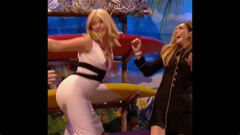 holly willoughby showcases her big fat juicy arse porn f1 xhamster