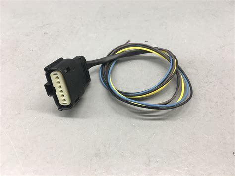 backup camera wiring pigtail    ford transit   hd cab chassis trucks