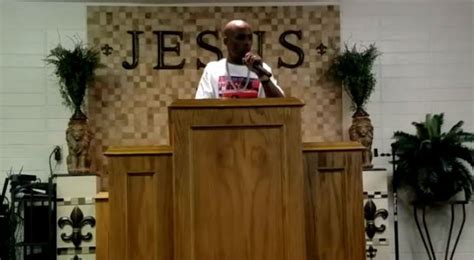 foul mouthed rapper dmx embraces god s calling to the pulpit — charisma news