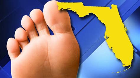 Man Breaks Into Florida Home To ‘suck Toes ’ Deputies Say