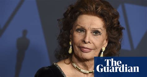 Sophia Loren Returns To Movies Aged 86 Sophia Loren The Guardian