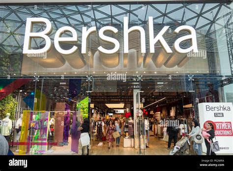 bershka fashion store westfield shopping centre ariel  white city