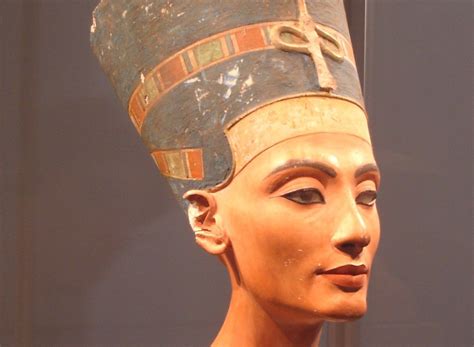 Biography Of Queen Nefertiti Ancient Egyptian Queen Nefertiti Queen