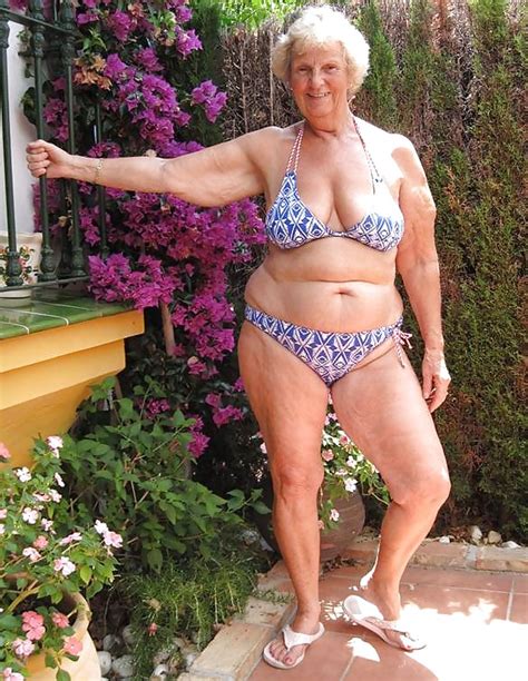Older Women In Bikini 2 Most Saggy Tits 18 Pics