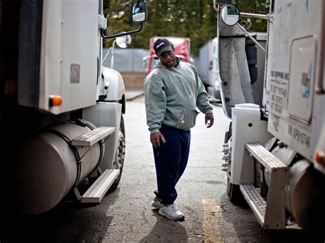 hottest trucking startups     americas  million truck drivers