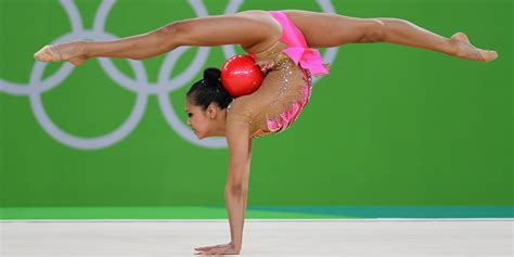 Rhythmic Gymnast Laura Zeng Places 11th The Highest Ever